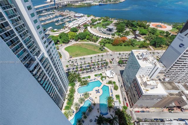 244 Biscayne Blvd 502, Miami, FL 33132