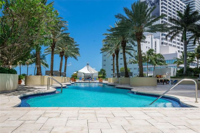 244 Biscayne Blvd 502, Miami, FL 33132