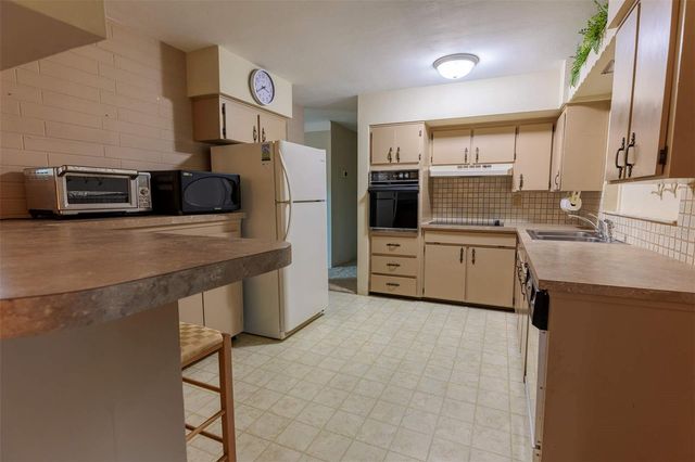 4334 61ST LANE N, Kenneth City, FL 33709