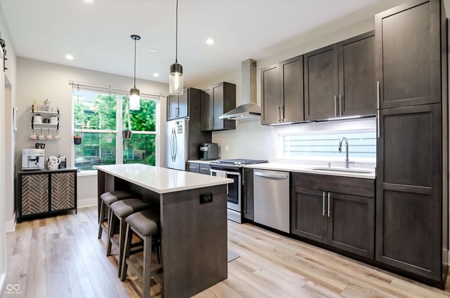 52 Central Greens Boulevard, Indianapolis, IN 46222