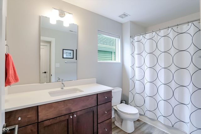 52 Central Greens Boulevard, Indianapolis, IN 46222