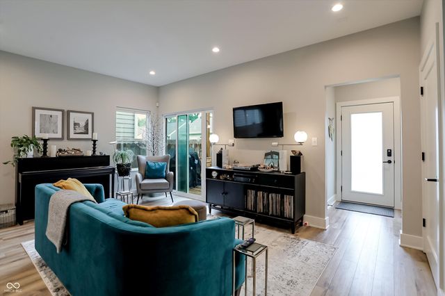 52 Central Greens Boulevard, Indianapolis, IN 46222