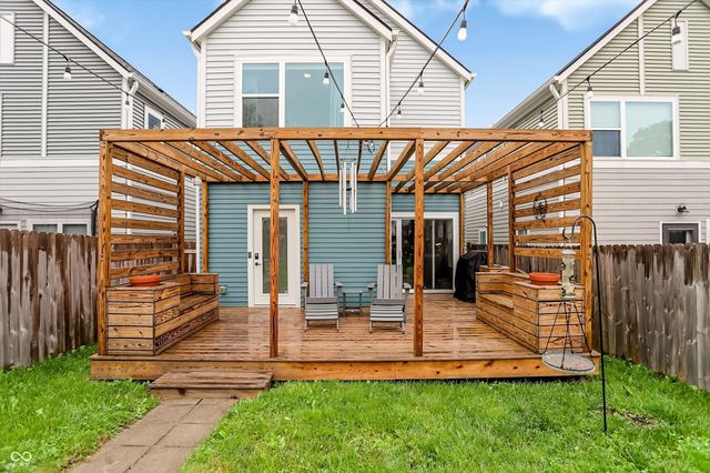 52 Central Greens Boulevard, Indianapolis, IN 46222
