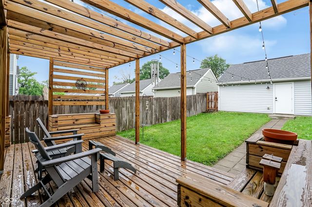 52 Central Greens Boulevard, Indianapolis, IN 46222