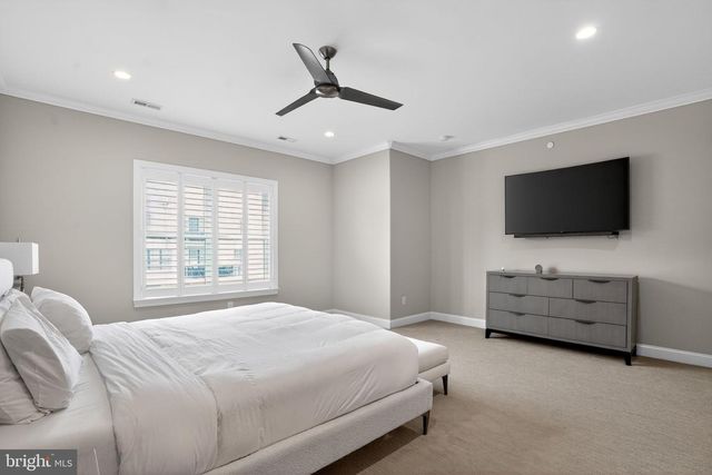 319 WHITEMARSH DR, Flourtown, PA 19031