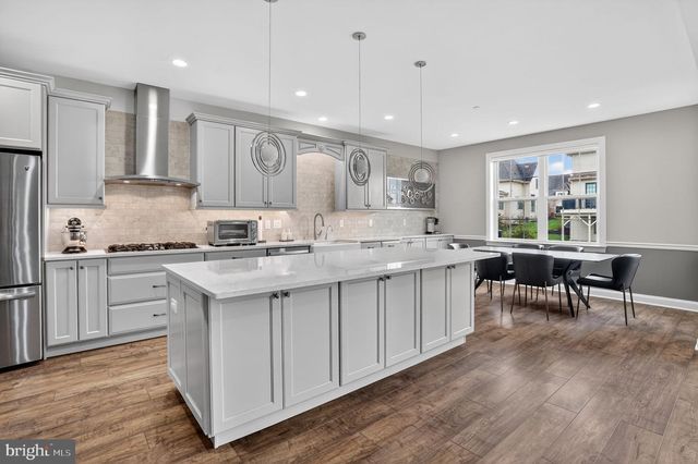 319 WHITEMARSH DR, Flourtown, PA 19031