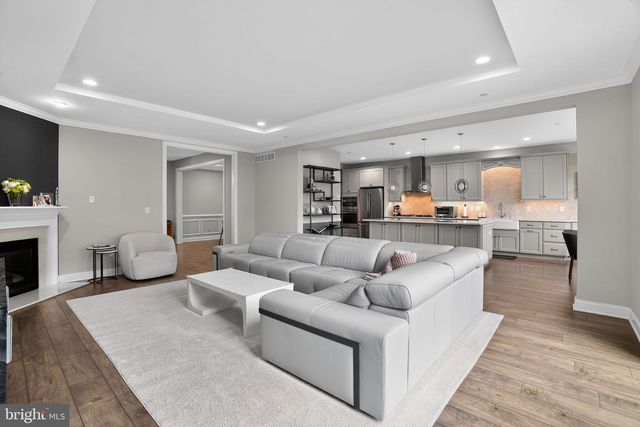 319 WHITEMARSH DR, Flourtown, PA 19031