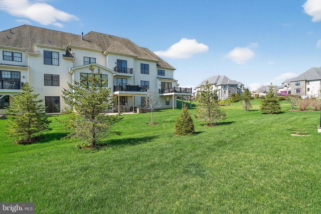 319 WHITEMARSH DR, Flourtown, PA 19031
