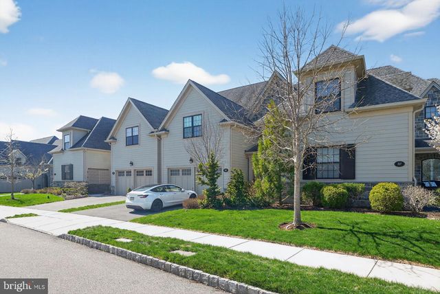 319 WHITEMARSH DR, Flourtown, PA 19031