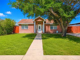 209 S Dallas Street, Alton, TX 78573