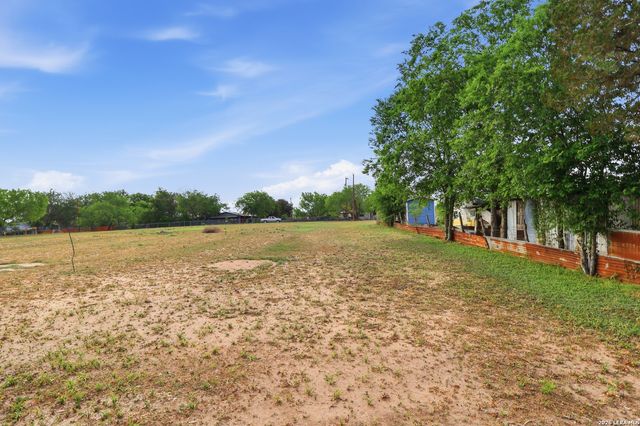 18835 Caballero, San Antonio, TX 78221