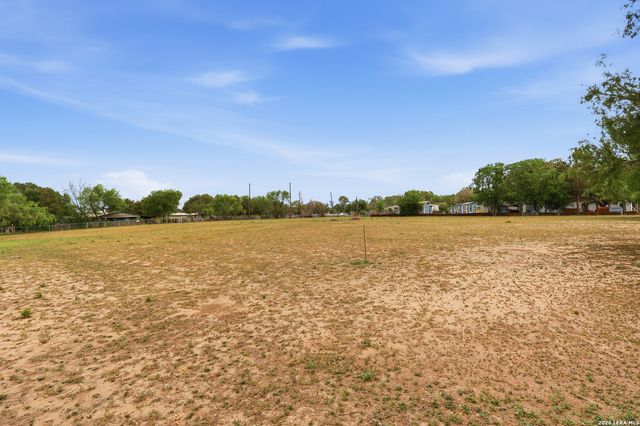 18835 Caballero, San Antonio, TX 78221
