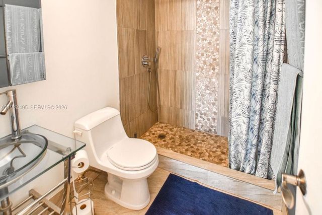 3000 NE 5th Ter 308-A, Wilton Manors, FL 33334