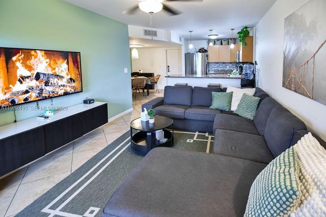 3000 NE 5th Ter 308-A, Wilton Manors, FL 33334