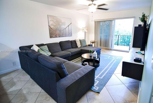 3000 NE 5th Ter 308-A, Wilton Manors, FL 33334