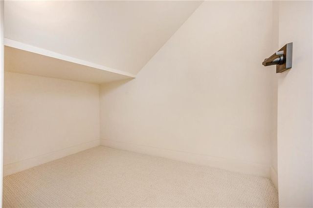 55 E 36th Street, Kansas City, MO 64111