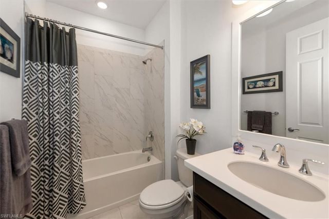 16520 Seagate PL, Bonita Springs, FL 34135