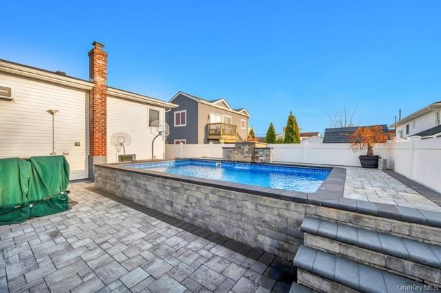 256 Division Avenue, Massapequa, NY 11758