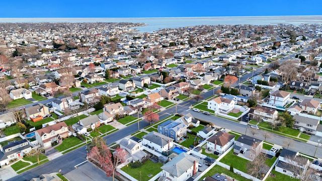 256 Division Avenue, Massapequa, NY 11758