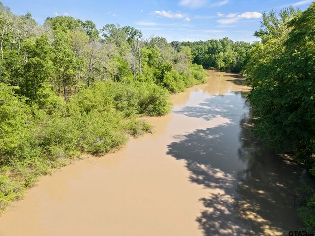 307 Fish Trap Ln, Naples, TX 75568