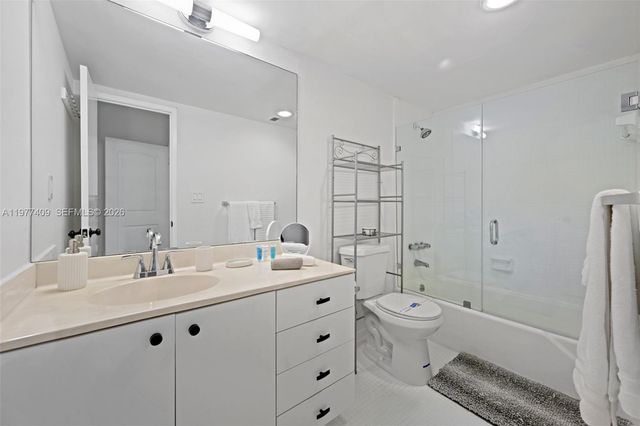 19370 Collins Ave 708, Sunny Isles Beach, FL 33160