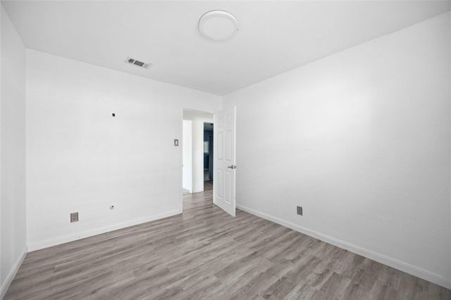 5919 Van Fleet Street, Houston, TX 77033