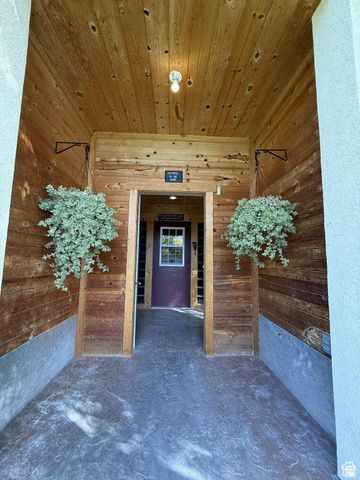 790 W 1000 S, Huntington, UT 84528