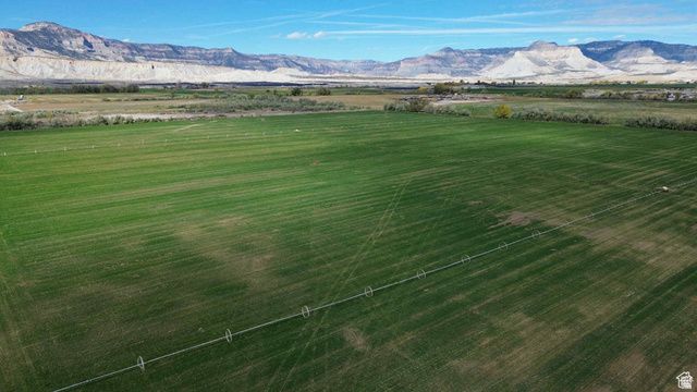 790 W 1000 S, Huntington, UT 84528