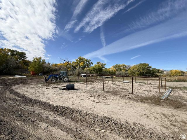 790 W 1000 S, Huntington, UT 84528