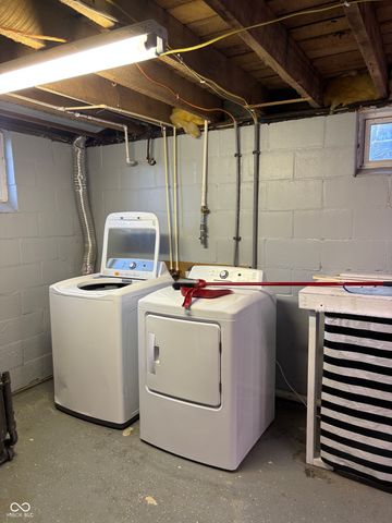 7150 W 450 S, Columbus, IN 47201