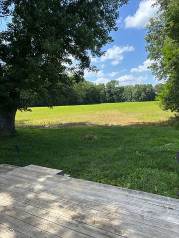 7150 W 450 S, Columbus, IN 47201