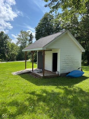 7150 W 450 S, Columbus, IN 47201