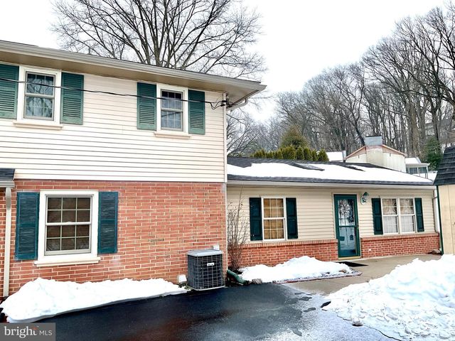 3206 BOWMAN RD, Lancaster, PA 17601