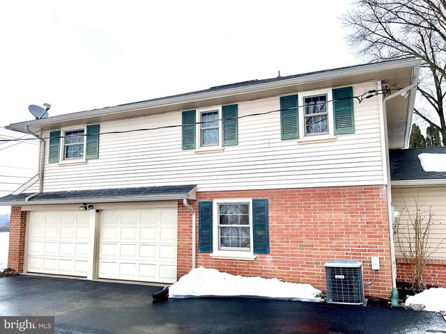 3206 BOWMAN RD, Lancaster, PA 17601
