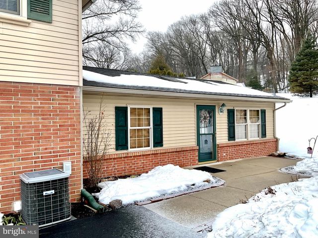 3206 BOWMAN RD, Lancaster, PA 17601