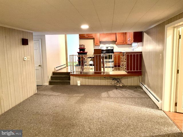 3206 BOWMAN RD, Lancaster, PA 17601