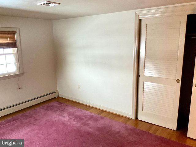 3206 BOWMAN RD, Lancaster, PA 17601