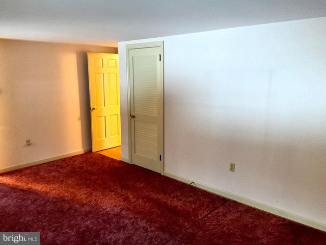 3206 BOWMAN RD, Lancaster, PA 17601