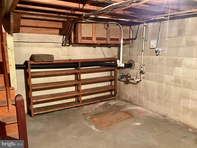 3206 BOWMAN RD, Lancaster, PA 17601