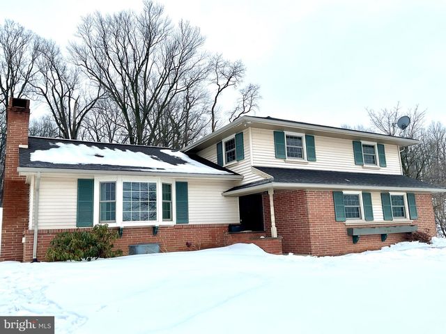 3206 BOWMAN RD, Lancaster, PA 17601