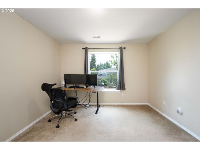 12619 Se LYDIA Ct, Portland, OR 97236