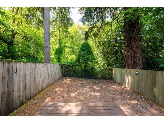 12619 Se LYDIA Ct, Portland, OR 97236