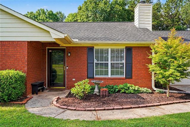 317 Creek Side Court, Mcdonough, GA 30252