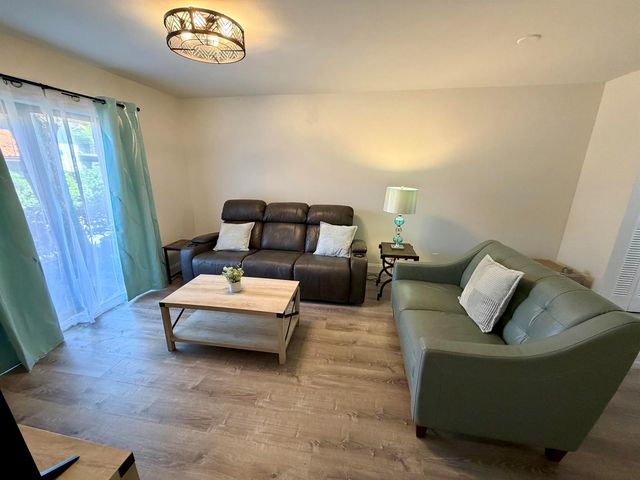 1357 NW 94th Way 1357, Coral Springs, FL 33071