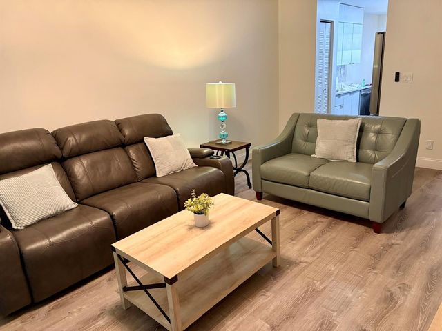1357 NW 94th Way 1357, Coral Springs, FL 33071