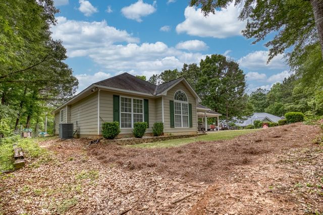 461 Lee Road 2110, Salem, AL 36874