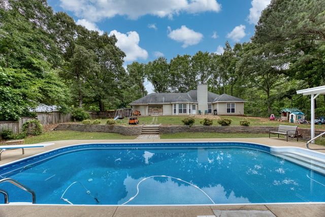 461 Lee Road 2110, Salem, AL 36874