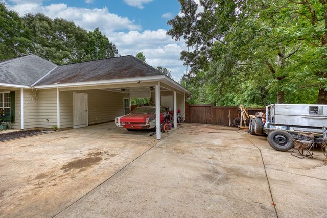 461 Lee Road 2110, Salem, AL 36874