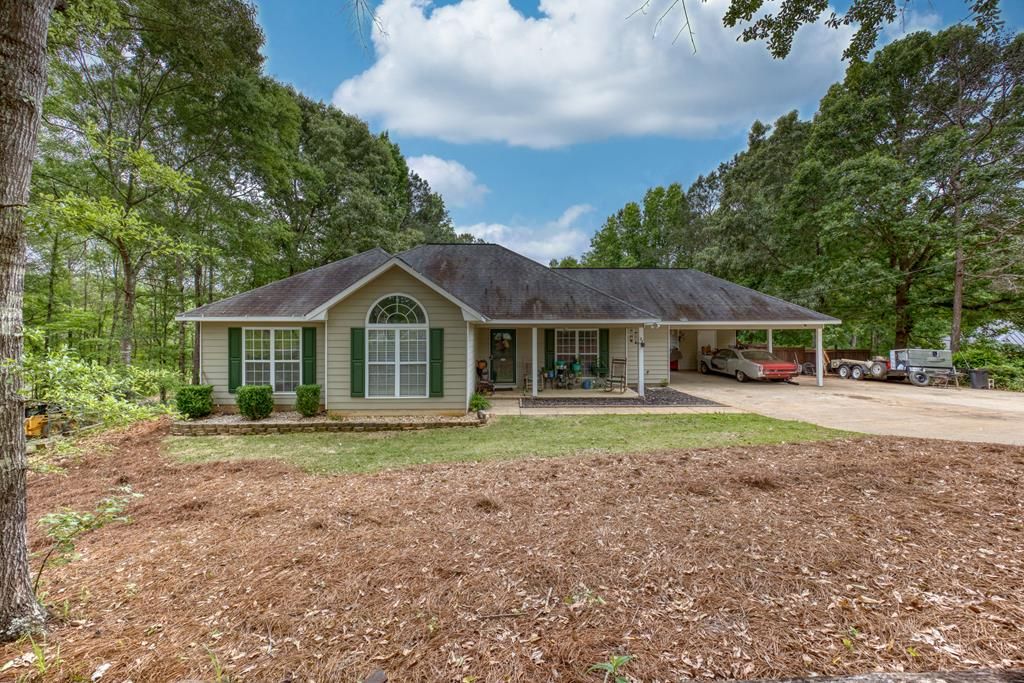 461 Lee Road 2110, Salem, AL 36874