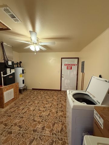1441 E Hidden Acres Rd, Kerrville, TX 78028